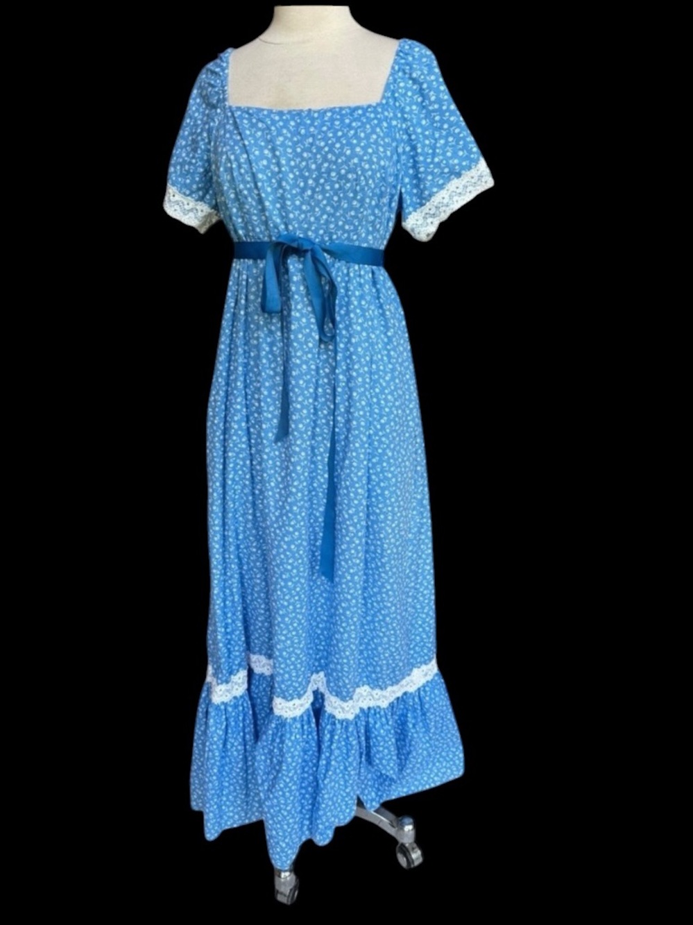 1970s Princess Kaiulan, Made in Hawaii, Floral Print, Lace Trim, Prairie Maxi Dr